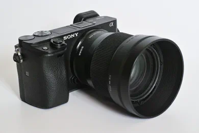 Sony α6400 はコスパ最強の猫撮りカメラだと思う。